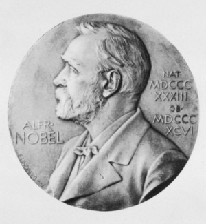 WŚRÓD NOBLISTÓW